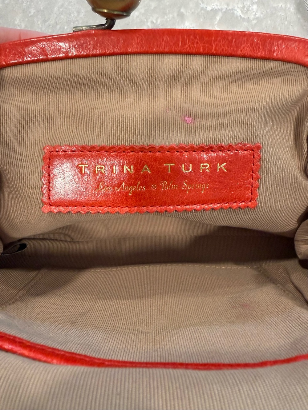 Trina Turk Red Leather Gold Kiss Lock Clutch Wristlet Oversized Ball Closure - Picture 7 of 11
